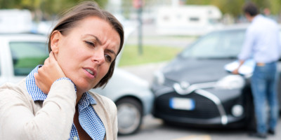 Schmerzensgeld nach Autounfall einfordern in 5 Schritten